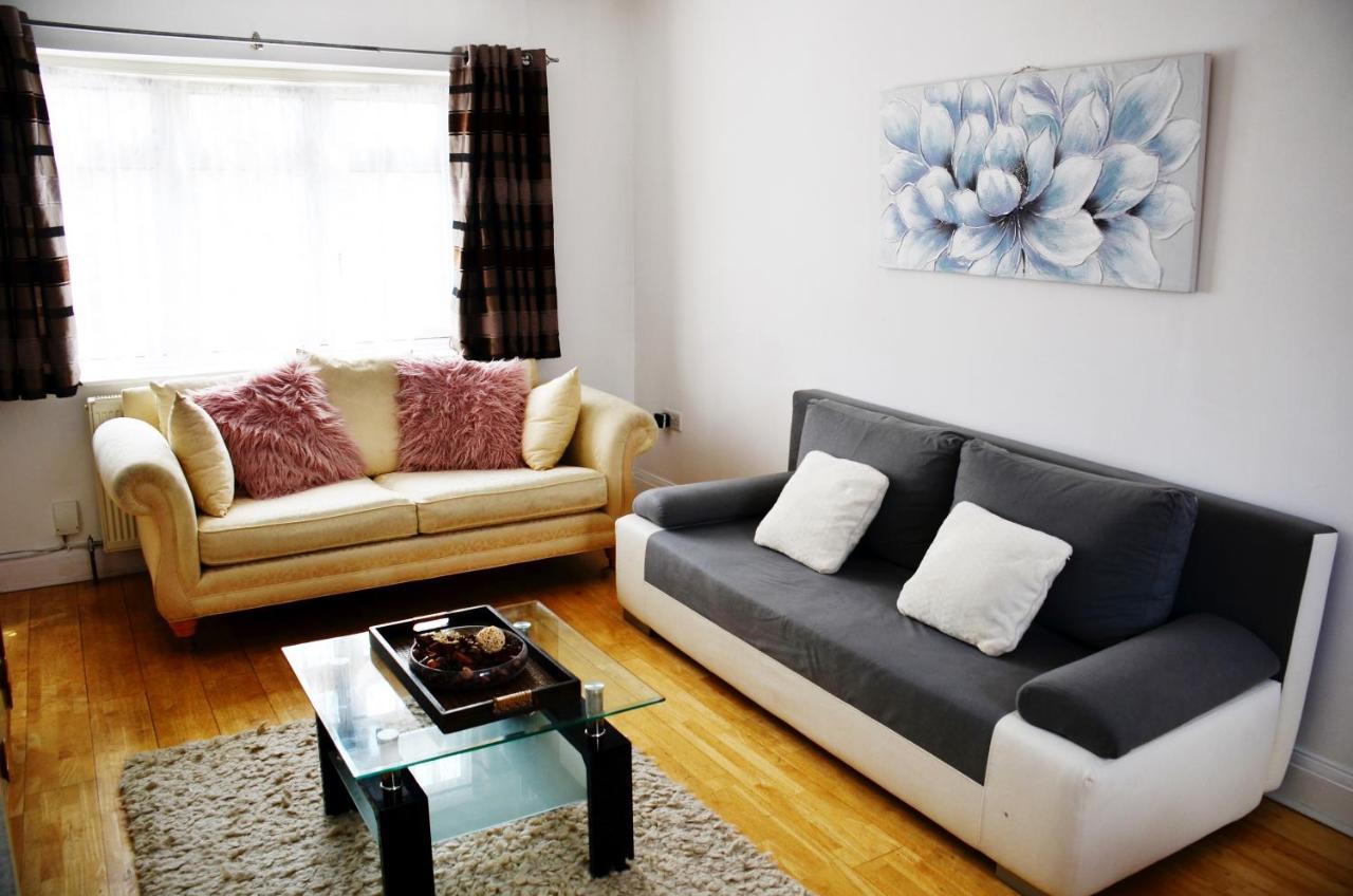 29Ew Dreams Unlimited Serviced Accommodation- Staines - Heathrow Стэнвэлл Экстерьер фото